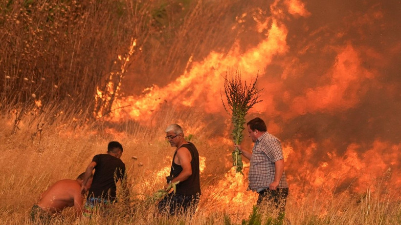 İzmir'in beş ilçesinde yangın - Resim: 19