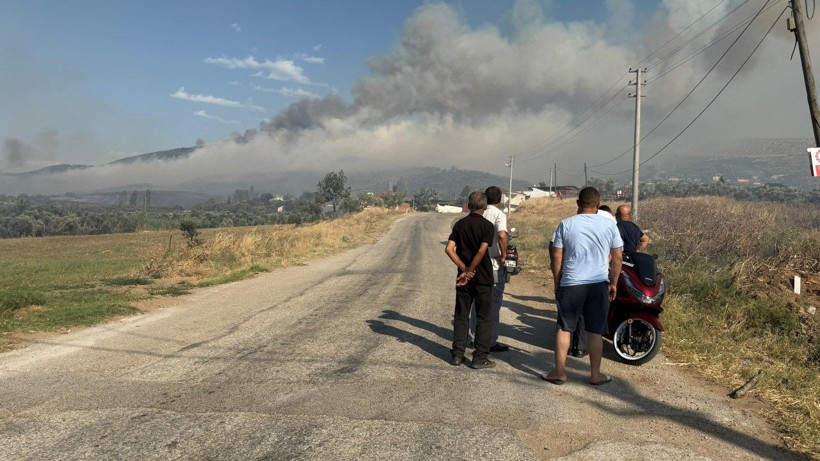 İzmir'in beş ilçesinde yangın - Resim: 22