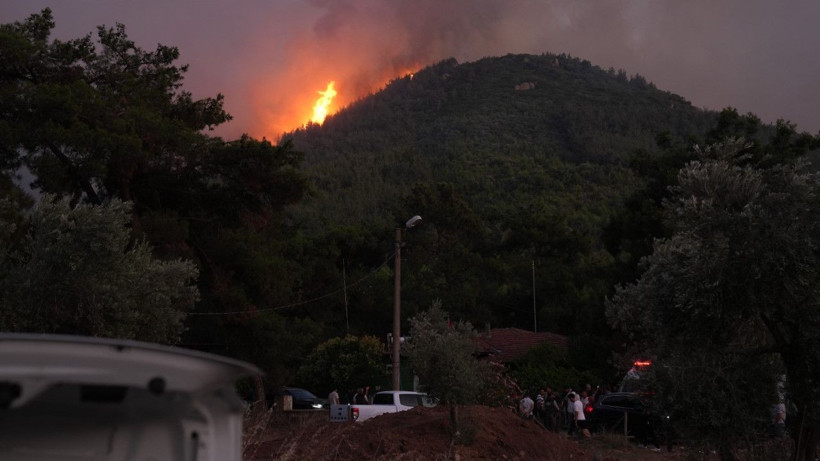 İzmir'in beş ilçesinde yangın - Resim: 27