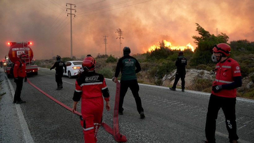 Çeşme’de orman yangını - Resim: 31