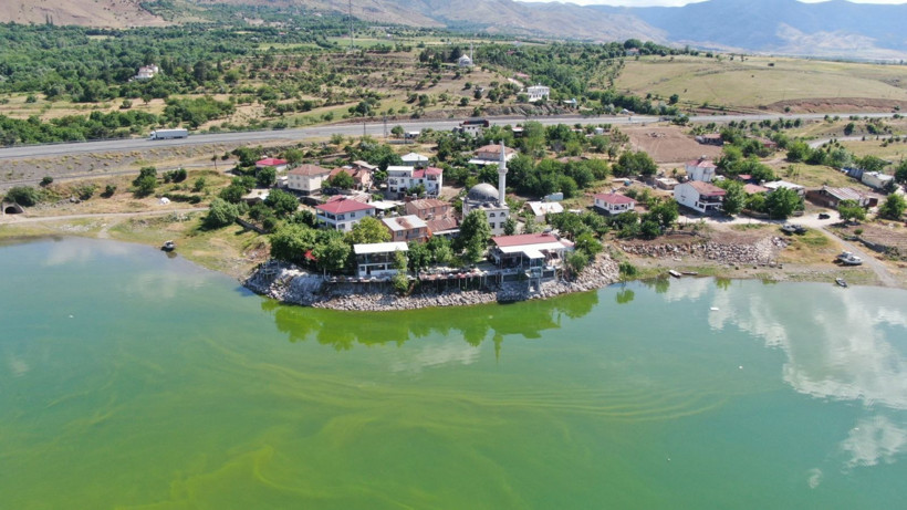 Baraj suları yükseldi, köy yarımadaya dönüştü - Resim: 1
