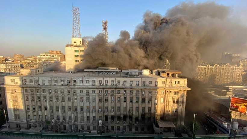 Mısır'da korkutan yangın: 4 ölü, 22 yaralı - Resim: 9