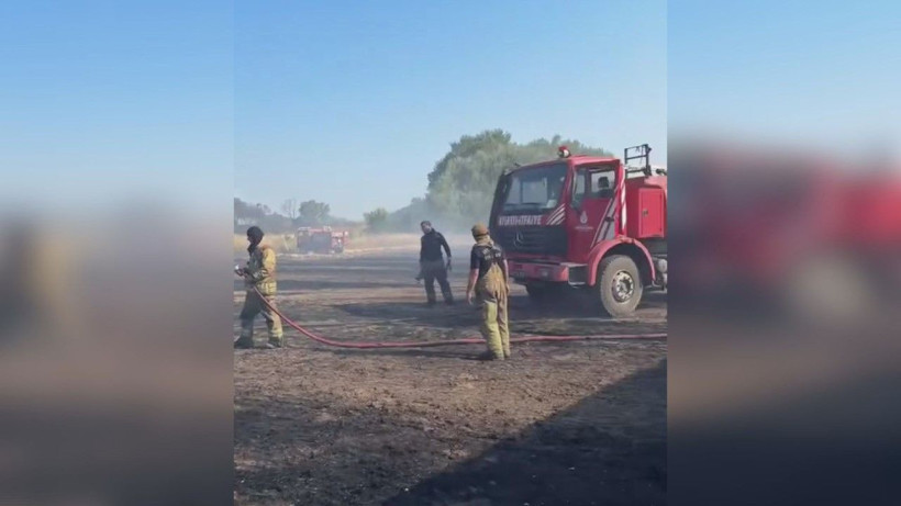 Silivri'de yangına müdahale sırasında itfaiye aracı yandı - Resim: 4