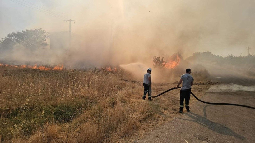 Edirne'de yangın kâbusu: Sınıra giden yol bir süre kapalı kaldı - Resim: 11