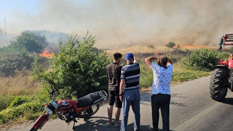 Edirne'de yangın kâbusu: Sınıra giden yol bir süre kapalı kaldı - Resim: 16