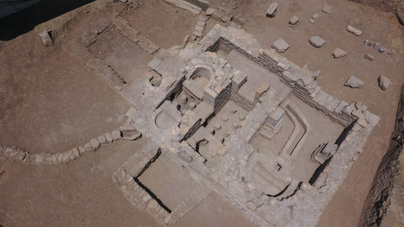 Tarlasından 1700 yıllık Roma hamamı çıktı - Resim: 13