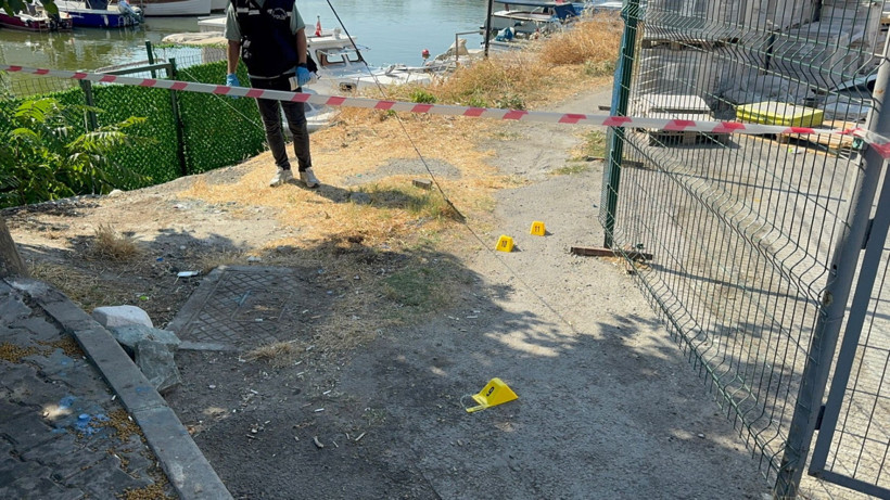 İstanbul'da kalaşnikoflu saldırı: Yaralılar var - Resim : 1