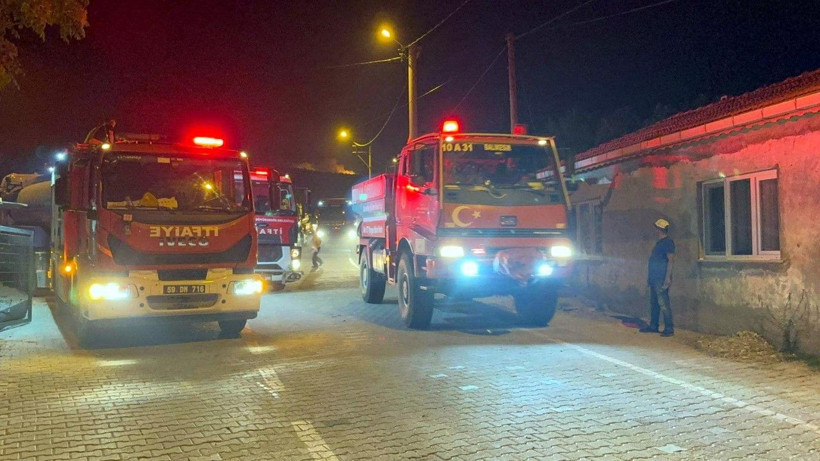 Tekirdağ'daki orman yangını büyüdü - Resim: 24