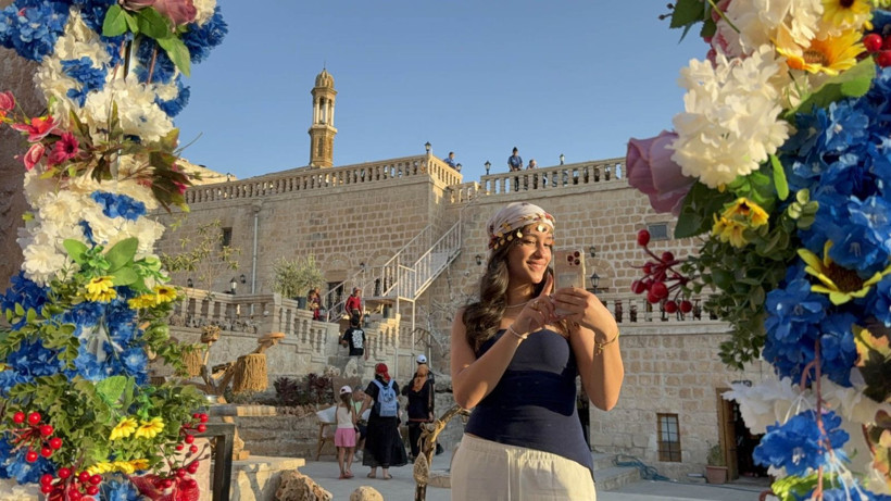 40 derecenin üstündeki sıcağa rağmen turistler akın etti - Resim: 11