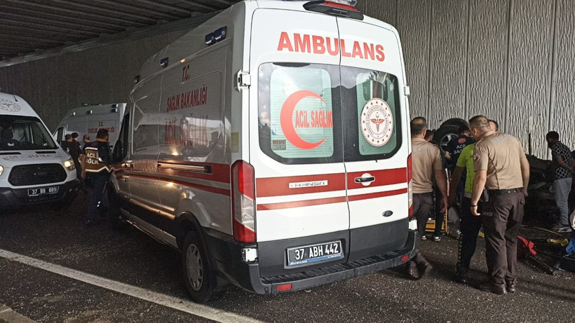 Kastamonu'da feci kaza: 3 ölü, 5 yaralı - Resim: 6
