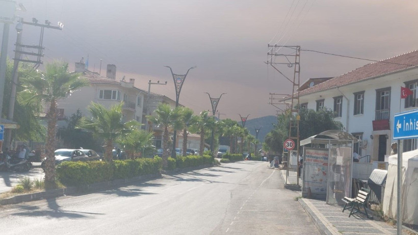 Sakarya'da başlayan yangın, Bilecik'te ilçe merkezine ilerliyor - Resim: 8