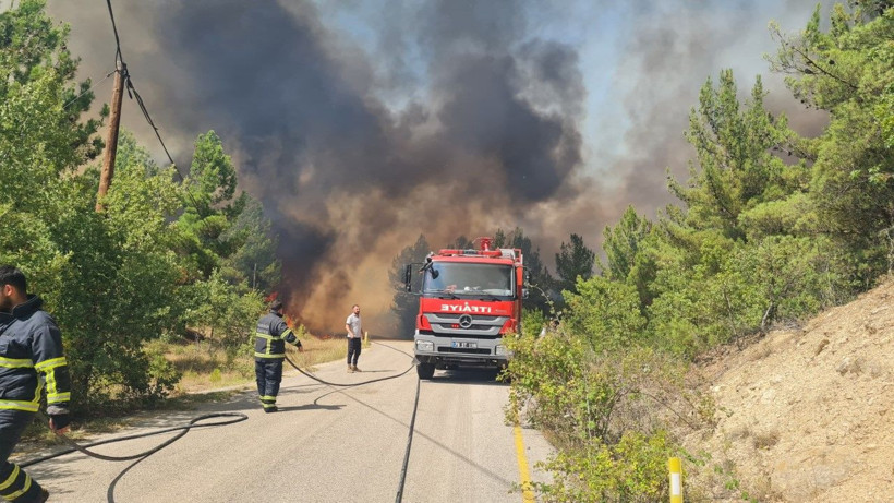 Safranbolu’da orman yangını: 10 köy boşaltıldı - Resim: 1