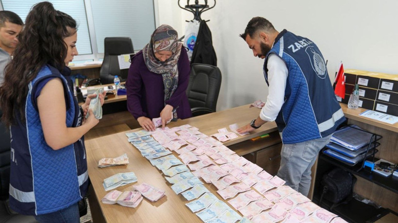 Dilencinin üzerinden 75 bin lira çıktı - Resim: 2