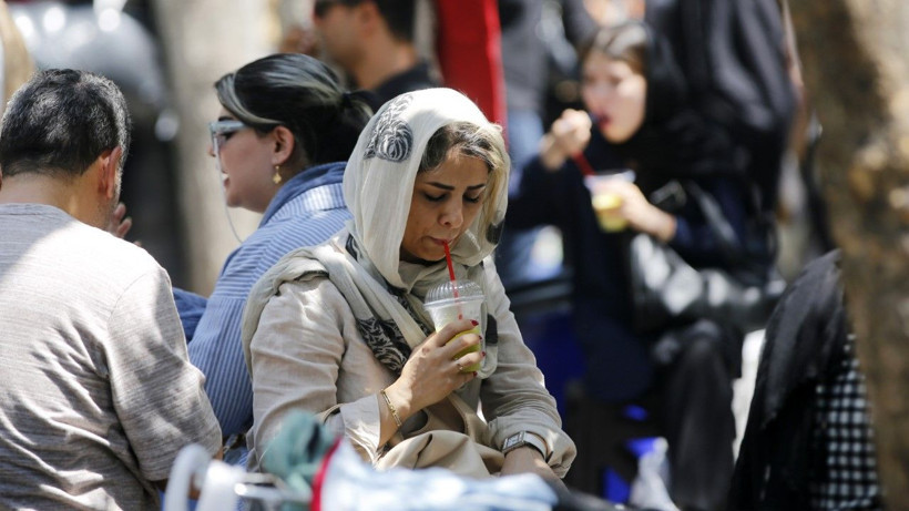 Komşuda devlet dairelerine ‘sıcak’ tatili - Resim: 4