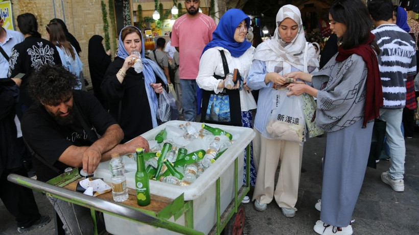 Komşuda devlet dairelerine ‘sıcak’ tatili - Resim: 6