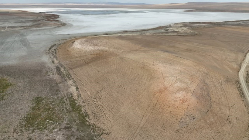 Göller arka arkaya kuruyor: Doğa sessizliğe büründü - Resim : 2