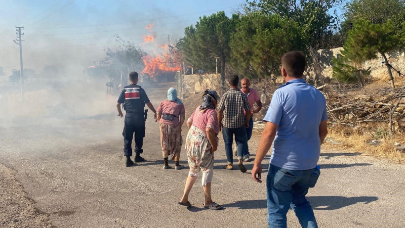 Tarihi mezarlar, köyler alev alev yanmıştı: İkisi de serbest kaldı - Resim: 4