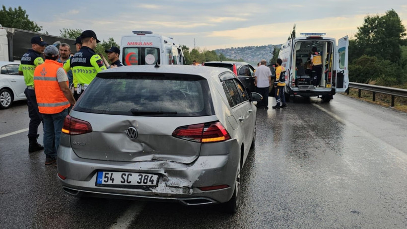 TEM'de feci kaza: 10 araç birbirine girdi - Resim: 7