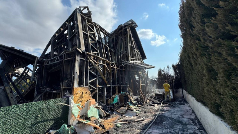 Çanakkale'de yangın söndü, hasar büyük - Resim: 3