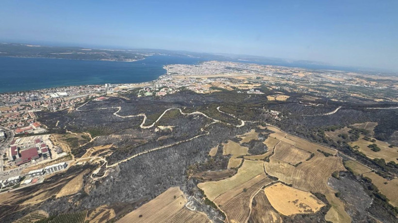 Çanakkale'de yangın söndü, hasar büyük - Resim: 2