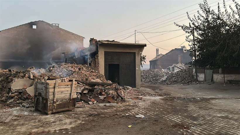 Felaketi yaşayan köy bu hale geldi - Resim: 12