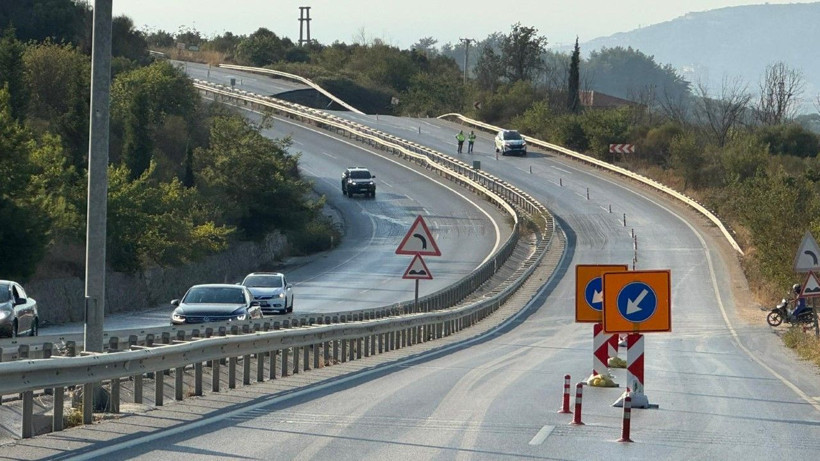 Turizm merkezine giden yol çöktü - Resim: 3