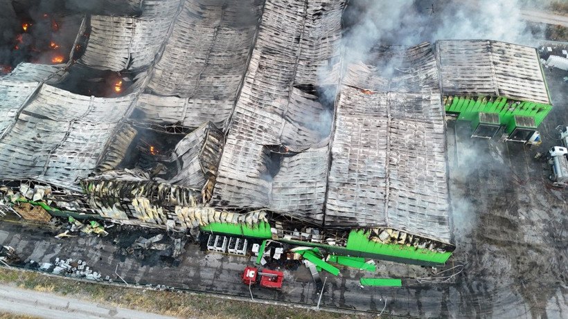 Süt ürünleri fabrikası yandı: 2 ölü - Resim: 2