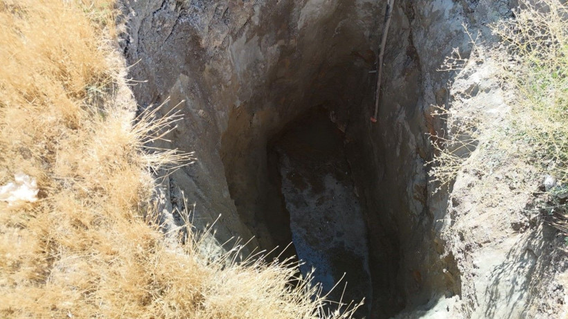 Deprem sonrası obruk oluştu: ‘Çökme sesleri geliyor’ - Resim: 2