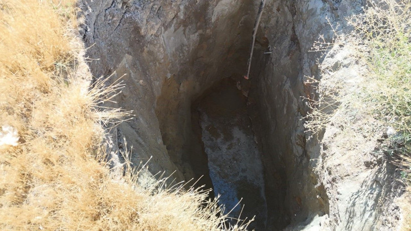 Deprem sonrası obruk oluştu: ‘Çökme sesleri geliyor’ - Resim: 9