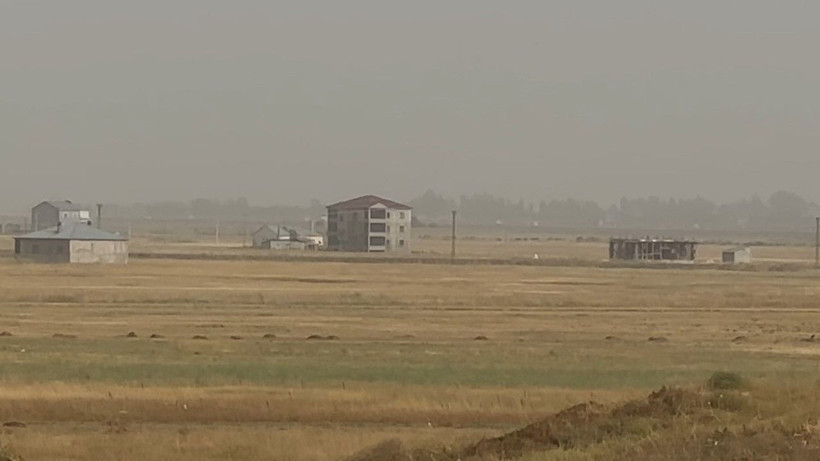 Irak ve Suriye’den geldi, ilçeyi esir aldı - Resim: 11