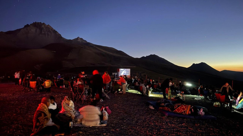 Gökyüzü şöleni: Meteor yağmuru, birçok ilden görüntülendi - Resim: 36