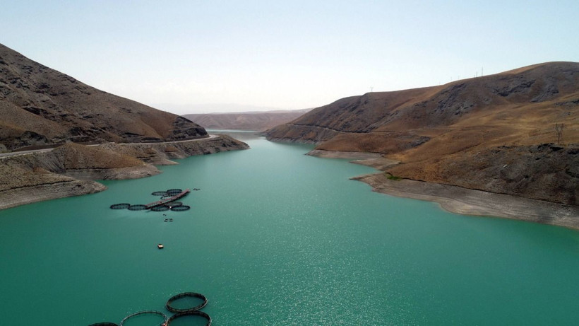 Van'da barajlar alarm veriyor: Alabalık tesisi yok olmak üzere - Resim: 4