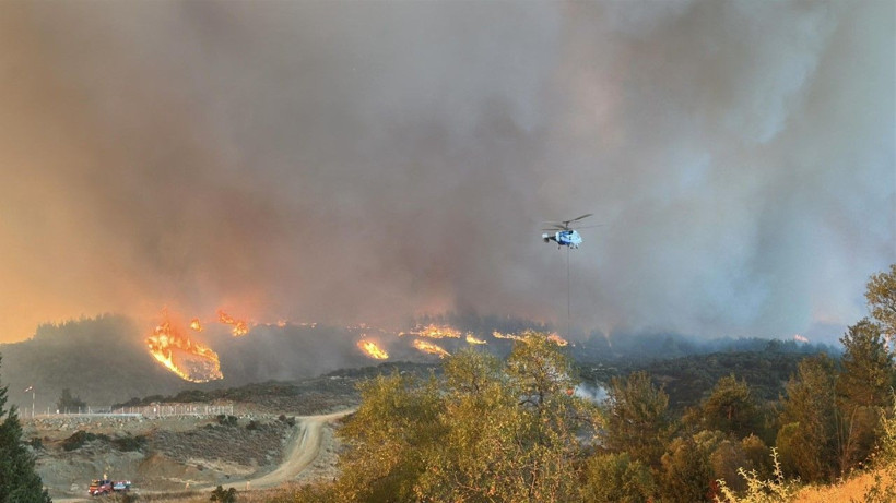 Çanakkale Gelibolu'da orman yangını: Hızla büyüdü - Resim: 19