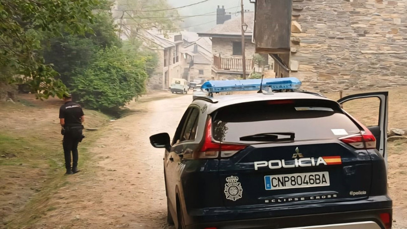 İspanya yanıyor! 7 kişi öldü, 4 bin kişi geceyi dışarıda geçirdi - Resim: 10