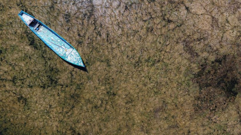 Türkiye'nin en büyük tatlı su gölünde kuraklık alarmı: Suyun çekilmesiyle adalar oluştu - Resim: 2