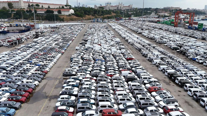Haydarpaşa Limanı'nda binlerce ithal araç havadan görüntülendi - Resim: 6