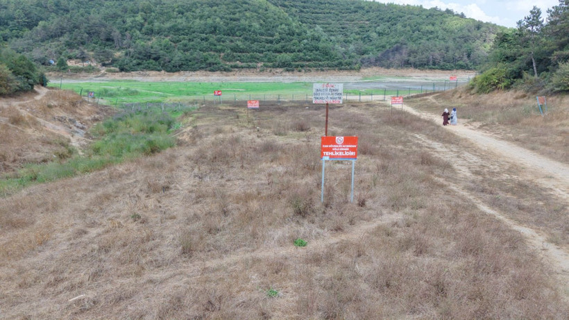 İstanbul'un barajlarından kötü haber: Resmen buharlaştı - Resim: 14