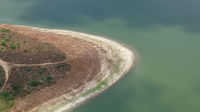 İstanbul'un barajlarından kötü haber: Resmen buharlaştı - Resim: 16