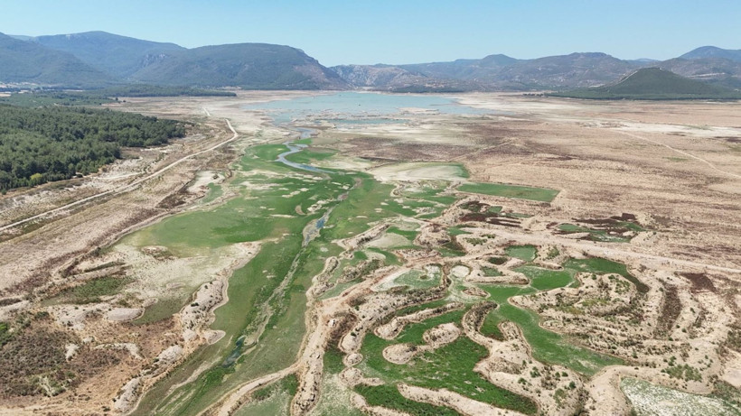 İzmir'de tehlike çanları: 40 günlük su kaldı - Resim: 1