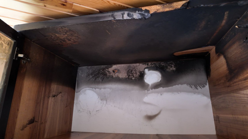 Kimse ne olduğunu çözemedi: Bu ev günaşırı yanıyor - Resim: 2