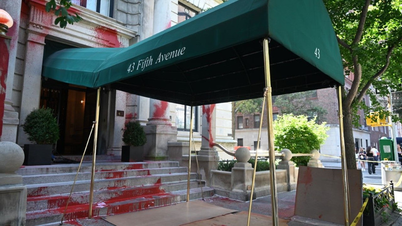 Gazetecinin evine kırmızı boya döküldü - Resim: 1