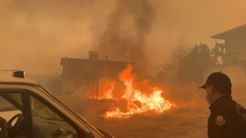 Denizli’de yangın giderek büyüyor - Resim: 3
