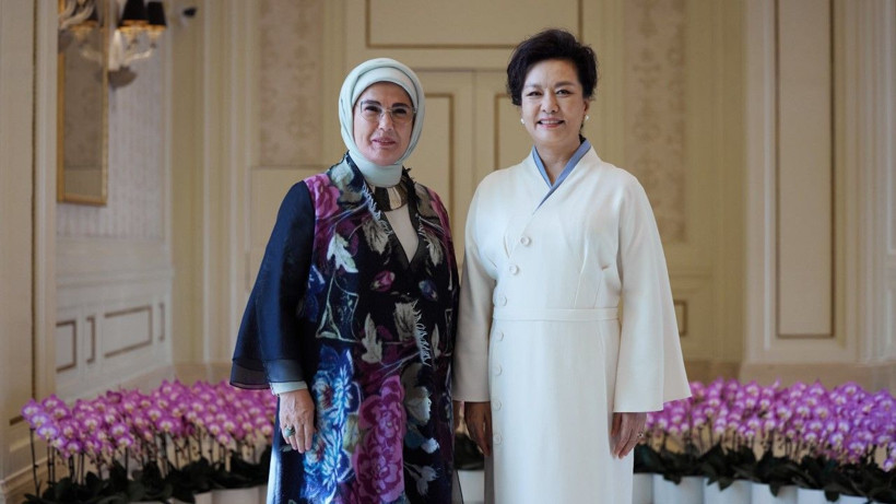 Emine Erdoğan, Çin'de liderlerin eşleri ile bir araya geldi - Resim: 1