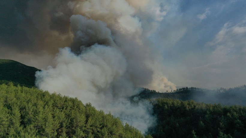 İki il sınırında bir yangın daha: Köyler boşaltıldı - Resim: 2