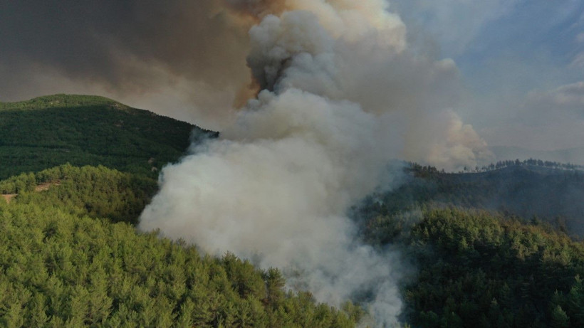 İki il sınırında bir yangın daha: Köyler boşaltıldı - Resim: 4