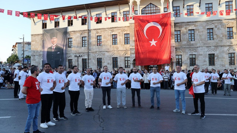 Sivas Kongresi’ni halay çekerek kutladılar - Resim: 5