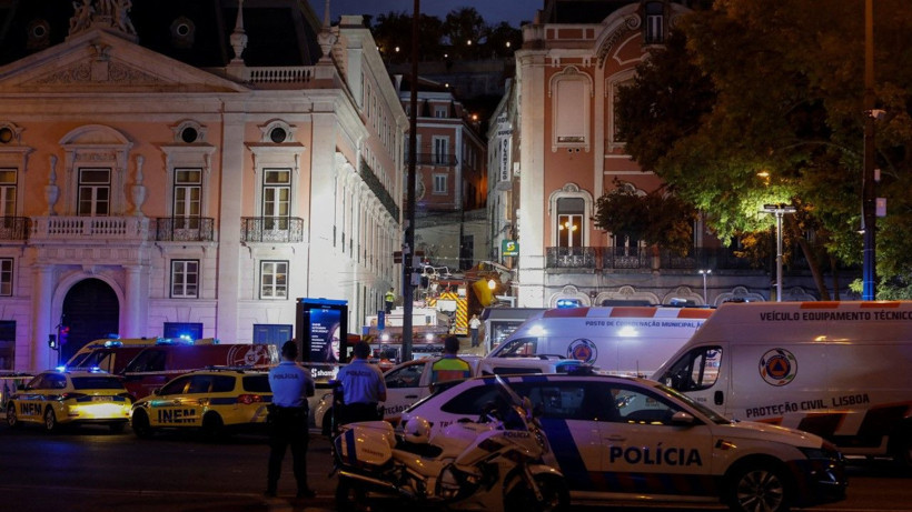 Turistik tramvayda facia: Çok sayıda ölü var - Resim: 3