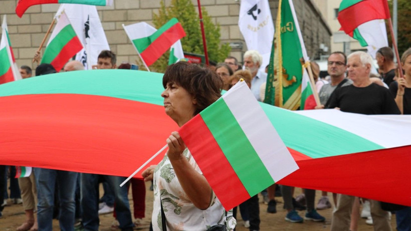 Komşuda Euro karşıtı eylem - Resim: 16