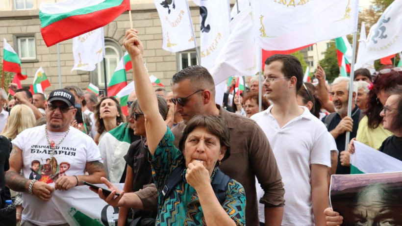 Komşuda Euro karşıtı eylem - Resim: 19