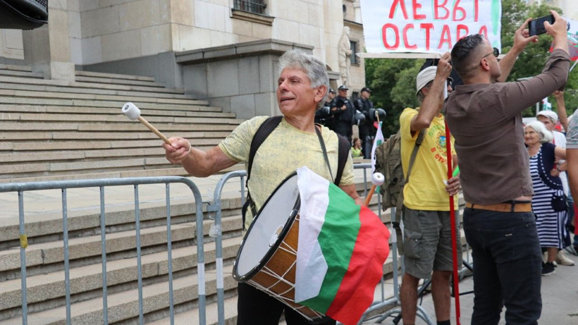 Komşuda Euro karşıtı eylem - Resim: 20